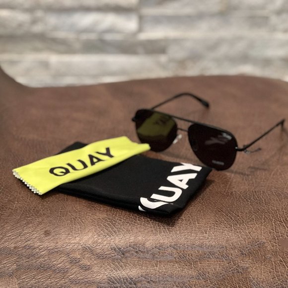 BRAND NEW !! - QUAY - High Key - POLARIZED BLACK / SMOKE LENS - Picture 6 of 16